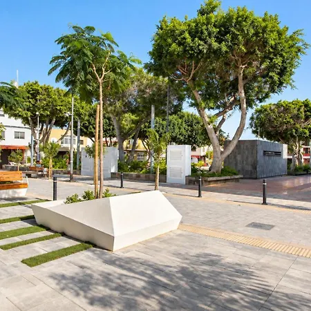 Stylish 2br 2ba Parking & Ev Point Appartement *