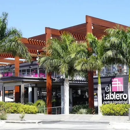Stylish 2br 2ba Parking & Ev Point Appartement El Tablero (Las Palmas)